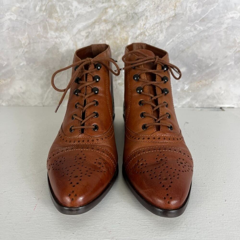 Vintage Hunt Club Tan Leather Lace Up Ankle Boots Womens Size 7.5 Brogue Wingtip - Picture 2 of 12